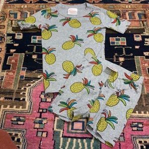 Hanna Andersson Pineapple Short John PJ Size 100